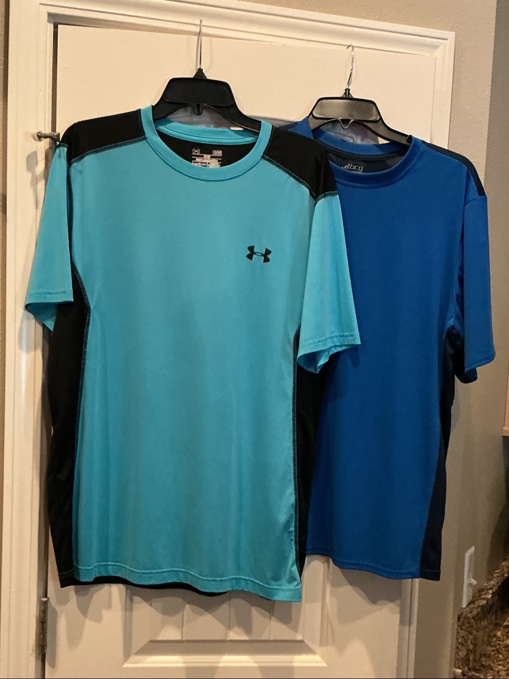Under Armour Men’s Short Sleeve Performance Tee - Aqua & Blue with Black Panels
